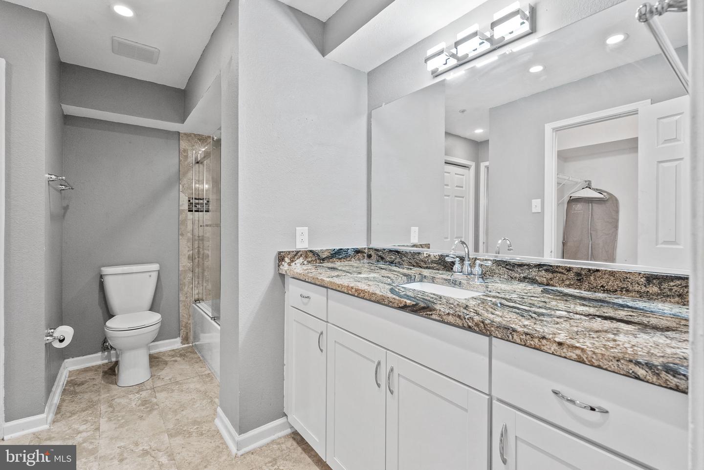 3315 WYNDHAM CIR #1223, ALEXANDRIA, Virginia 22302, 1 Bedroom Bedrooms, ,1 BathroomBathrooms,Residential,For sale,3315 WYNDHAM CIR #1223,VAAX2046026 MLS # VAAX2046026