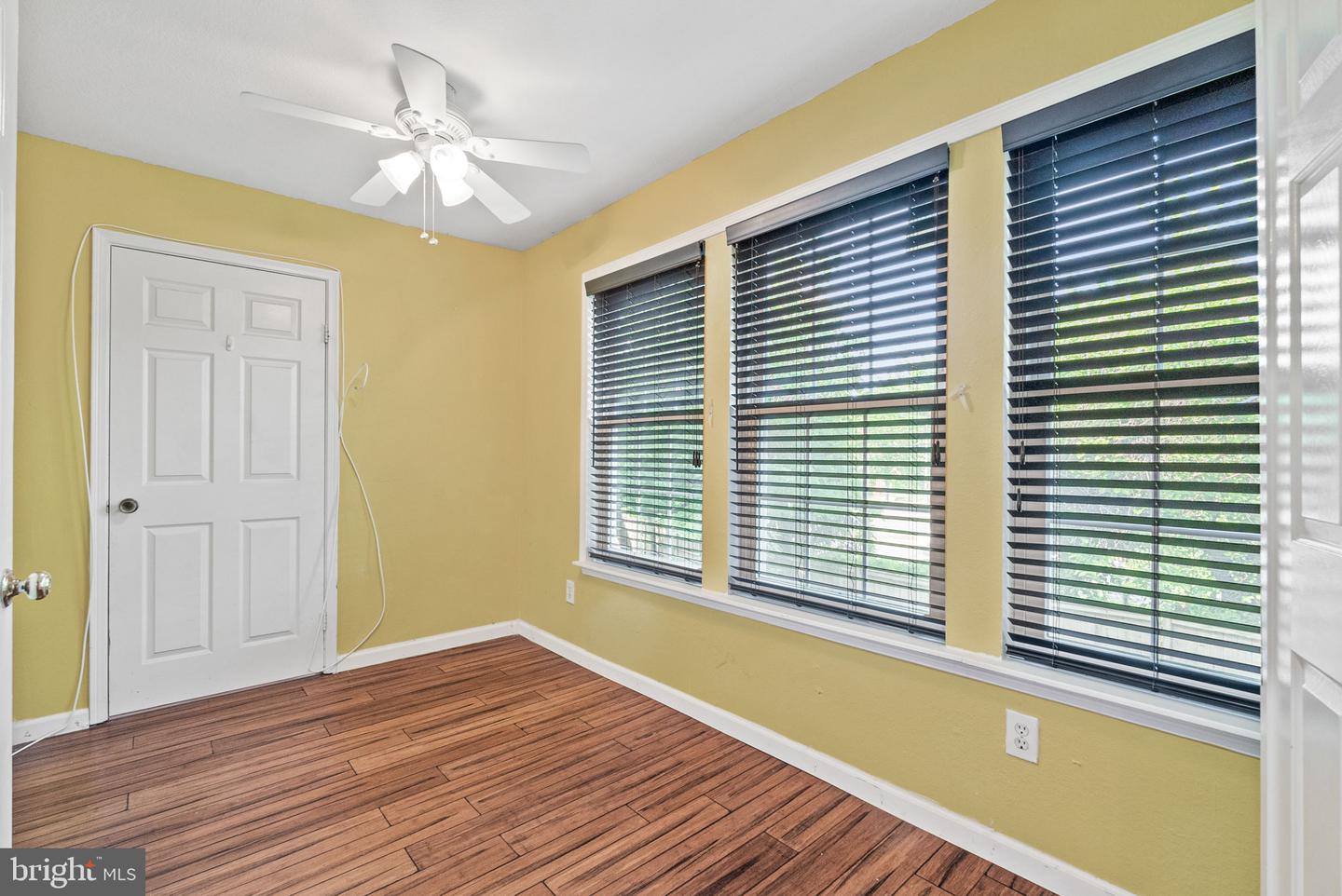 3315 WYNDHAM CIR #1223, ALEXANDRIA, Virginia 22302, 1 Bedroom Bedrooms, ,1 BathroomBathrooms,Residential,For sale,3315 WYNDHAM CIR #1223,VAAX2046026 MLS # VAAX2046026