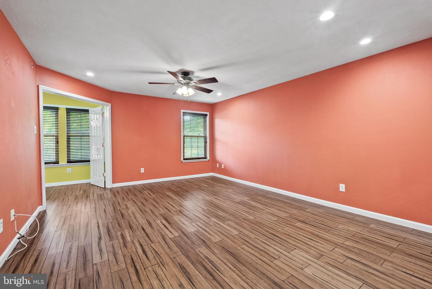 3315 WYNDHAM CIR #1223, ALEXANDRIA, Virginia 22302, 1 Bedroom Bedrooms, ,1 BathroomBathrooms,Residential,For sale,3315 WYNDHAM CIR #1223,VAAX2046026 MLS # VAAX2046026