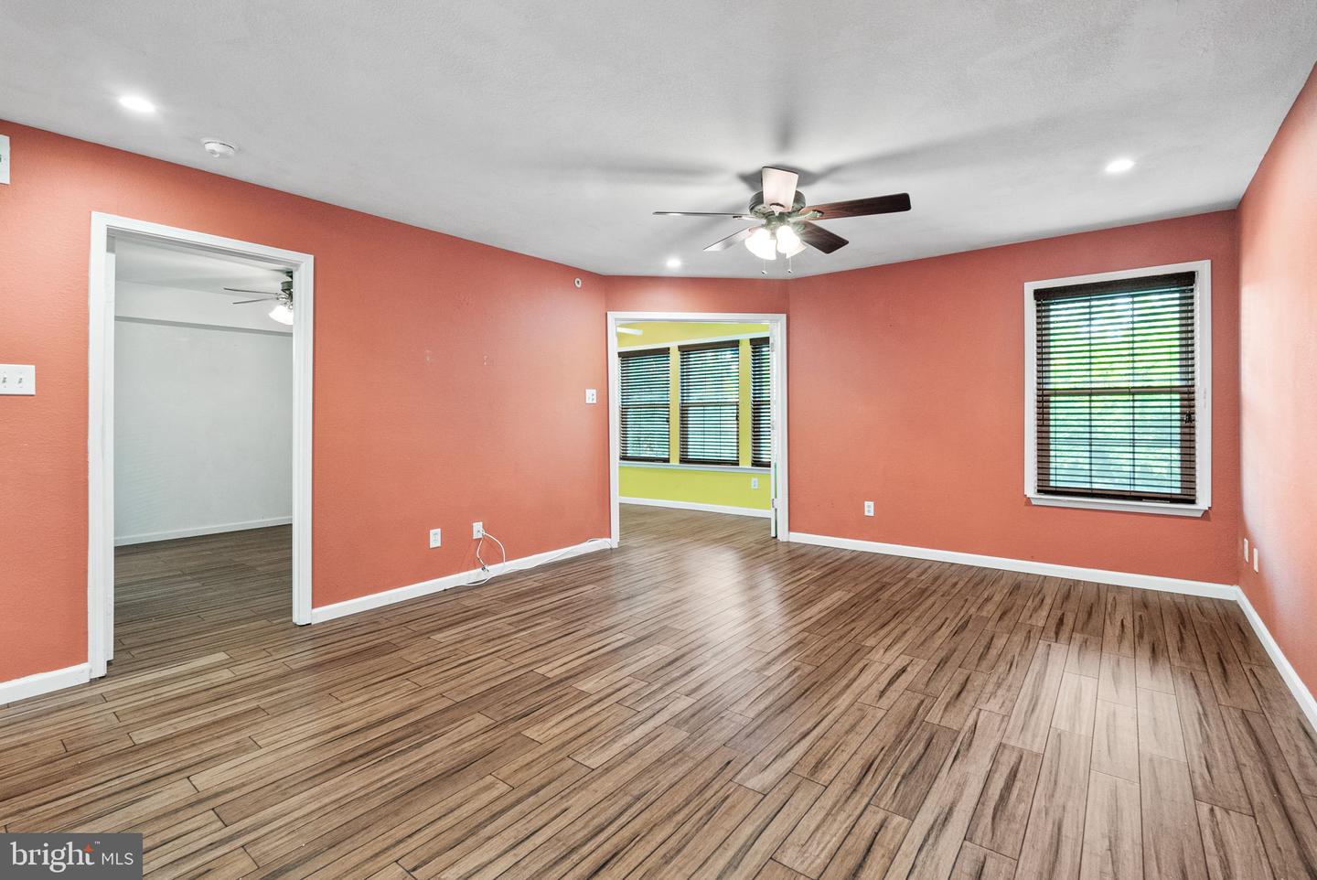 3315 WYNDHAM CIR #1223, ALEXANDRIA, Virginia 22302, 1 Bedroom Bedrooms, ,1 BathroomBathrooms,Residential,For sale,3315 WYNDHAM CIR #1223,VAAX2046026 MLS # VAAX2046026