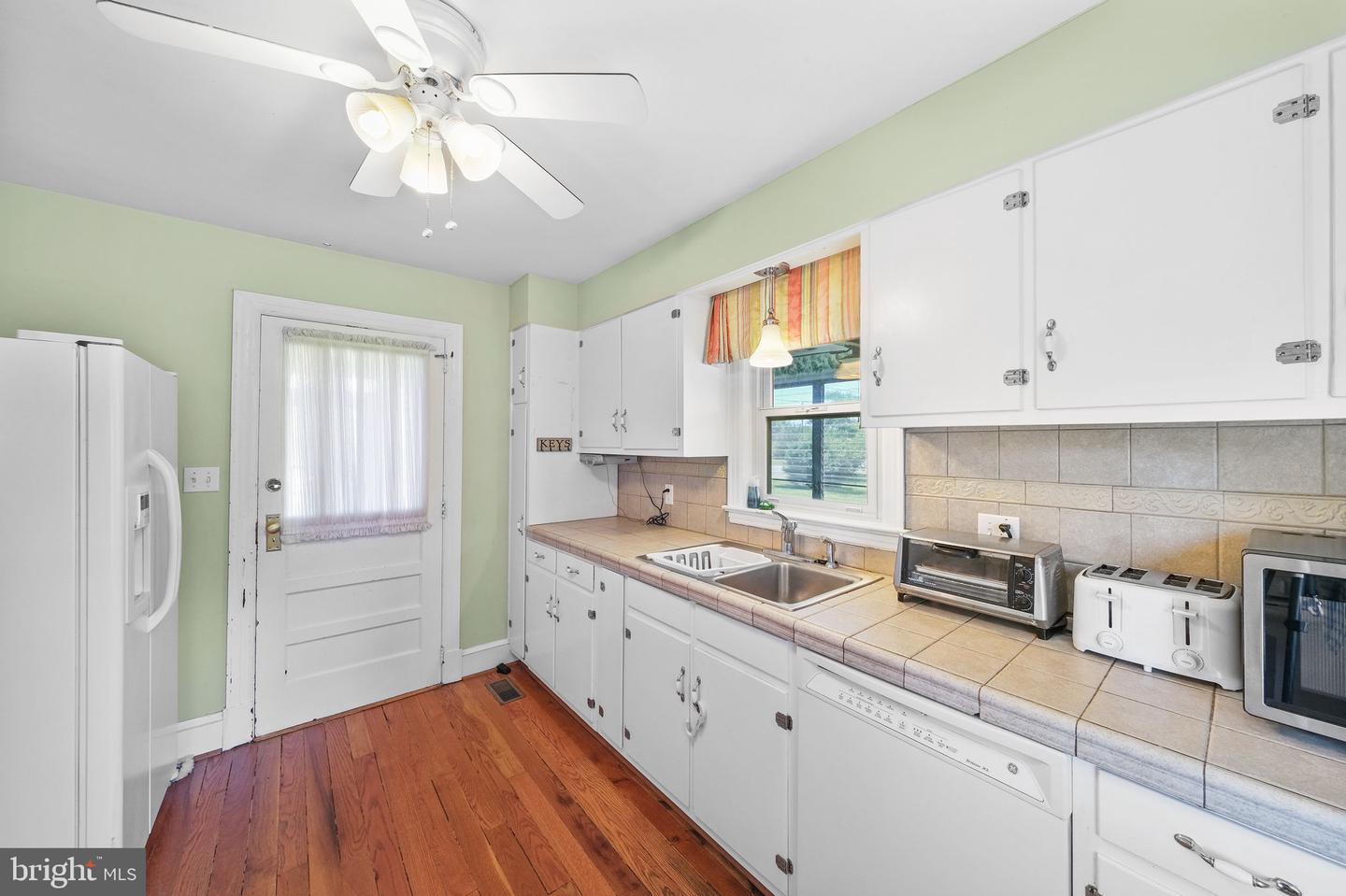 301 HAMILTON BLVD, WARSAW, Virginia 22572, 3 Bedrooms Bedrooms, ,1 BathroomBathrooms,Residential,For sale,301 HAMILTON BLVD,VARV2000512 MLS # VARV2000512