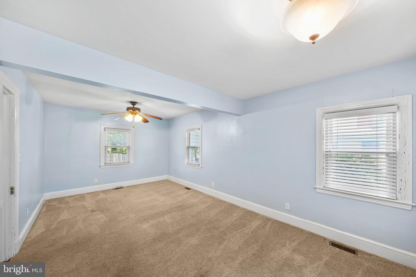 301 HAMILTON BLVD, WARSAW, Virginia 22572, 3 Bedrooms Bedrooms, ,1 BathroomBathrooms,Residential,For sale,301 HAMILTON BLVD,VARV2000512 MLS # VARV2000512