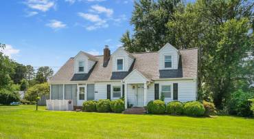 301 HAMILTON BLVD, WARSAW, Virginia 22572, 3 Bedrooms Bedrooms, ,1 BathroomBathrooms,Residential,For sale,301 HAMILTON BLVD,VARV2000512 MLS # VARV2000512