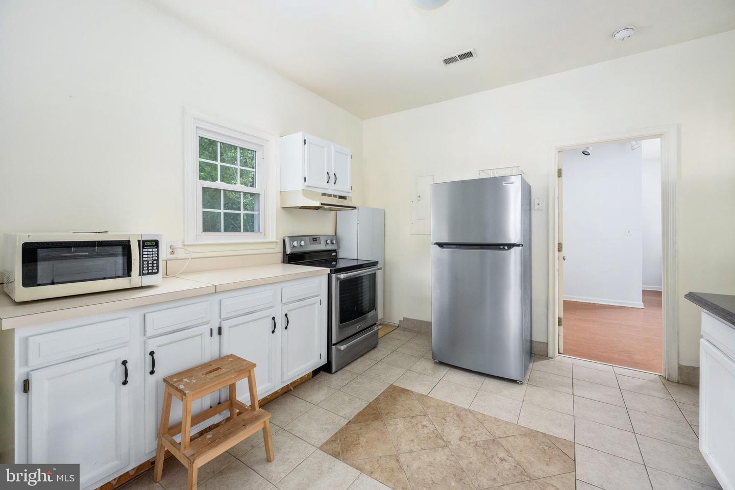 12203 ABNER CT, FREDERICKSBURG, Virginia 22407, 4 Bedrooms Bedrooms, ,3 BathroomsBathrooms,Residential,For sale,12203 ABNER CT,VASP2033644 MLS # VASP2033644