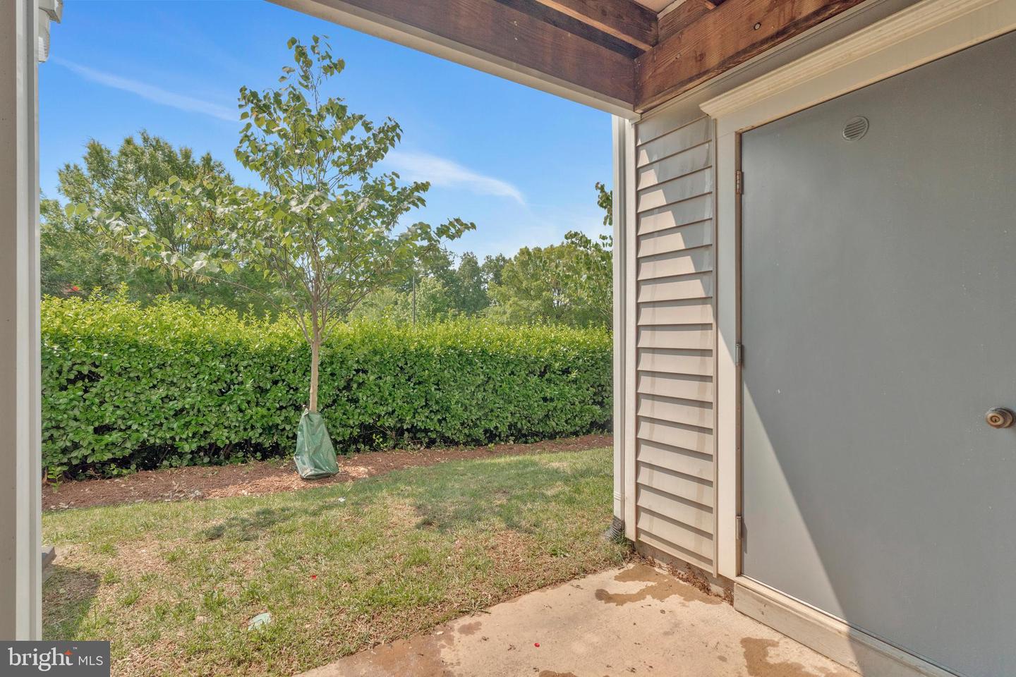 12805 FAIR BRIAR LN, FAIRFAX, Virginia 22033, 1 Bedroom Bedrooms, ,1 BathroomBathrooms,Residential,For sale,12805 FAIR BRIAR LN,VAFX2244312 MLS # VAFX2244312
