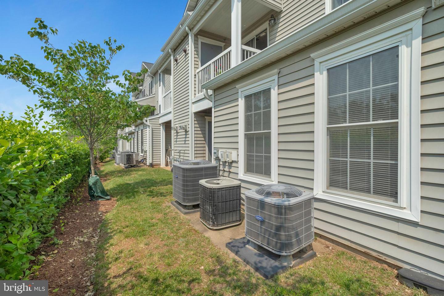 12805 FAIR BRIAR LN, FAIRFAX, Virginia 22033, 1 Bedroom Bedrooms, ,1 BathroomBathrooms,Residential,For sale,12805 FAIR BRIAR LN,VAFX2244312 MLS # VAFX2244312