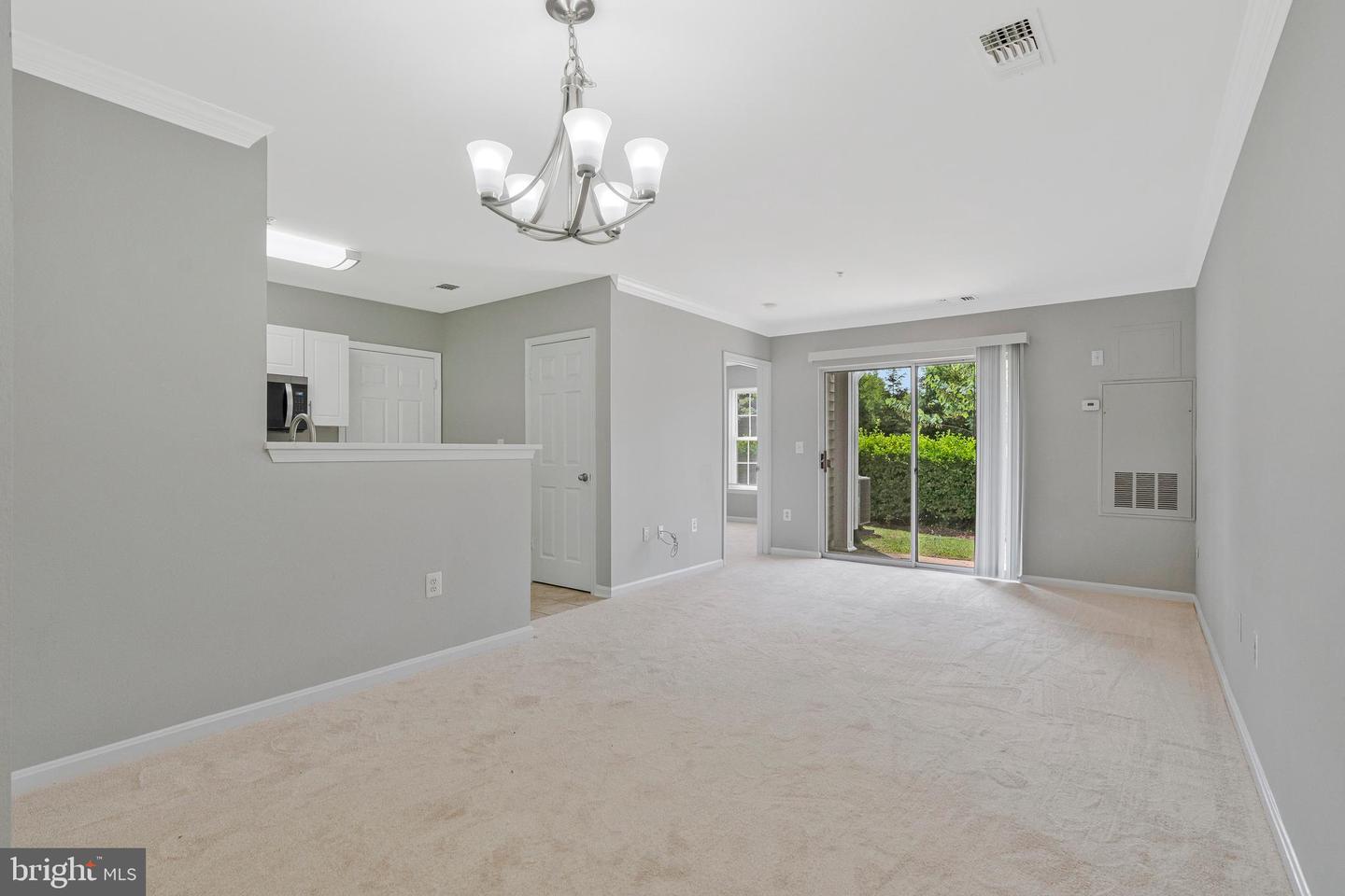 12805 FAIR BRIAR LN, FAIRFAX, Virginia 22033, 1 Bedroom Bedrooms, ,1 BathroomBathrooms,Residential,For sale,12805 FAIR BRIAR LN,VAFX2244312 MLS # VAFX2244312