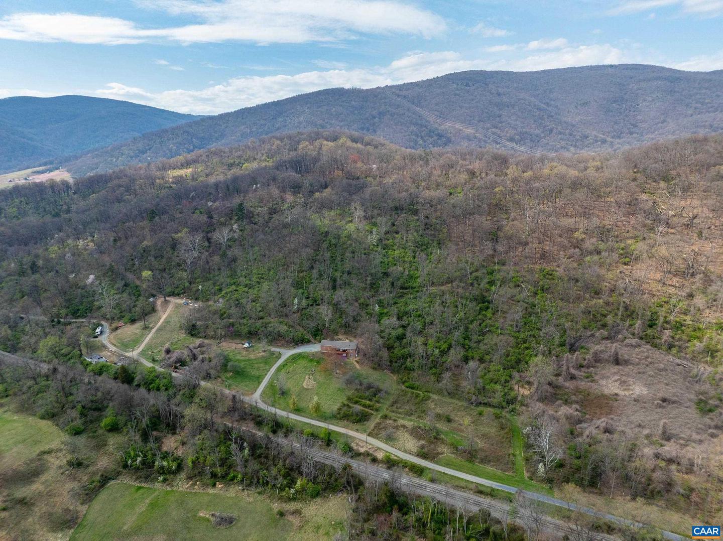 6518 MARYMART FARM RD, CROZET, Virginia 22932, 3 Bedrooms Bedrooms, ,3 BathroomsBathrooms,Residential,For sale,6518 MARYMART FARM RD,665241 MLS # 665241