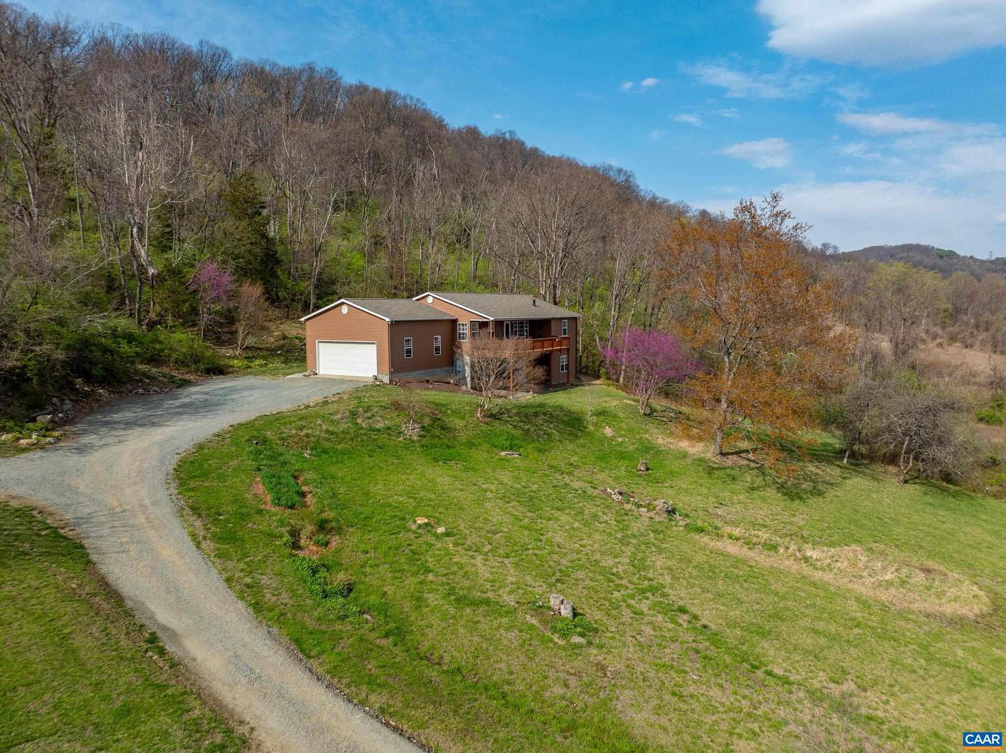 6518 MARYMART FARM RD, CROZET, Virginia 22932, 3 Bedrooms Bedrooms, ,3 BathroomsBathrooms,Residential,For sale,6518 MARYMART FARM RD,665241 MLS # 665241