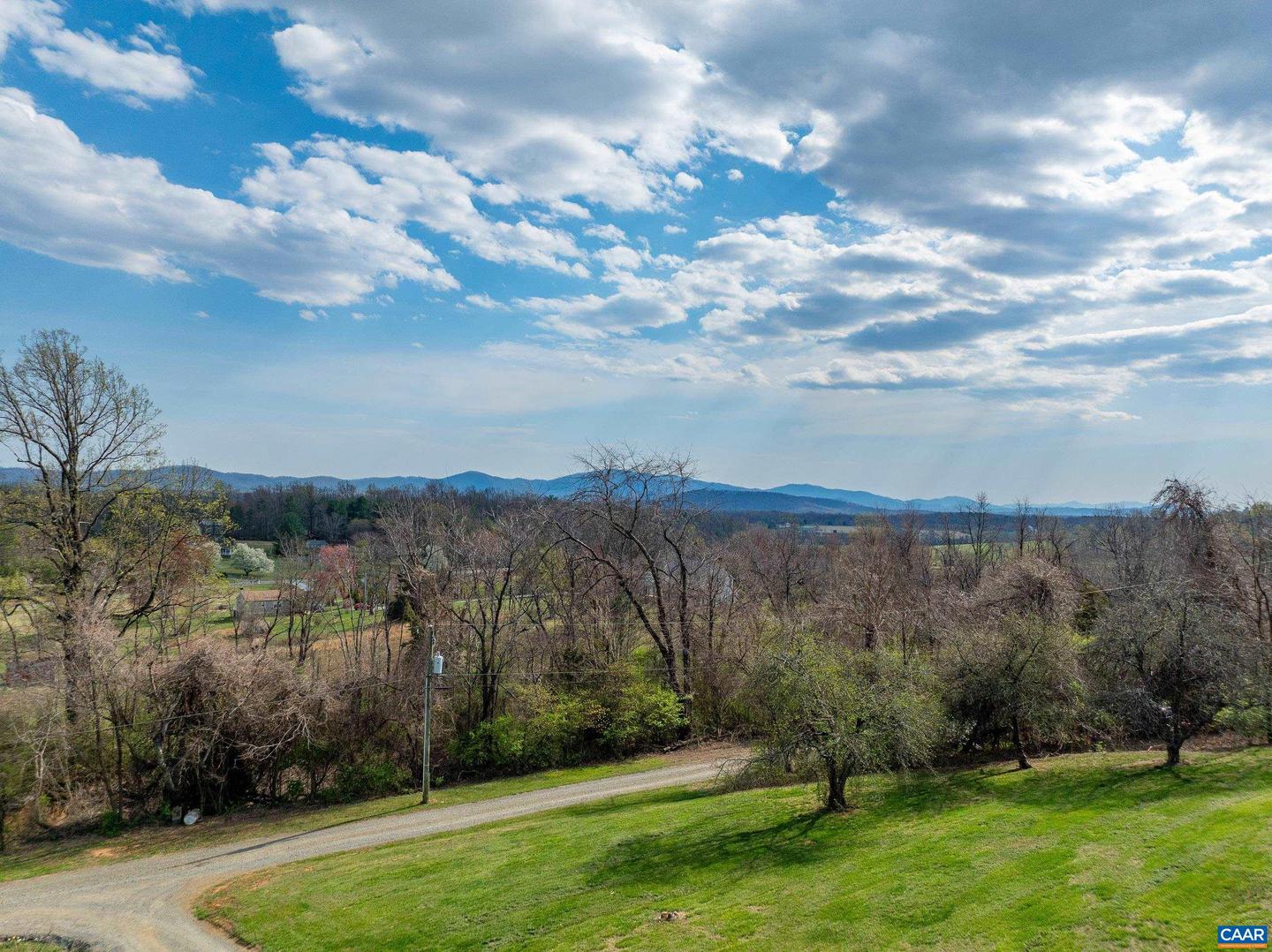 6518 MARYMART FARM RD, CROZET, Virginia 22932, 3 Bedrooms Bedrooms, ,3 BathroomsBathrooms,Residential,For sale,6518 MARYMART FARM RD,665241 MLS # 665241