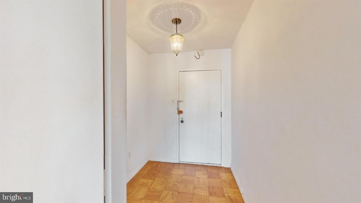 3001 VEAZEY TER NW #709, WASHINGTON, District Of Columbia 20008, 1 Bedroom Bedrooms, ,1 BathroomBathrooms,Residential,For sale,3001 VEAZEY TER NW #709,DCDC2204220 MLS # DCDC2204220