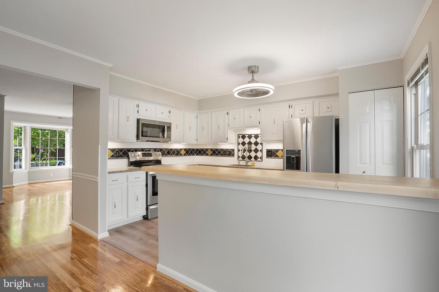 5503 AKRIDGE CT, FAIRFAX, Virginia 22032, 3 Bedrooms Bedrooms, 5 Rooms Rooms,3 BathroomsBathrooms,Residential,For sale,5503 AKRIDGE CT,VAFX2245692 MLS # VAFX2245692