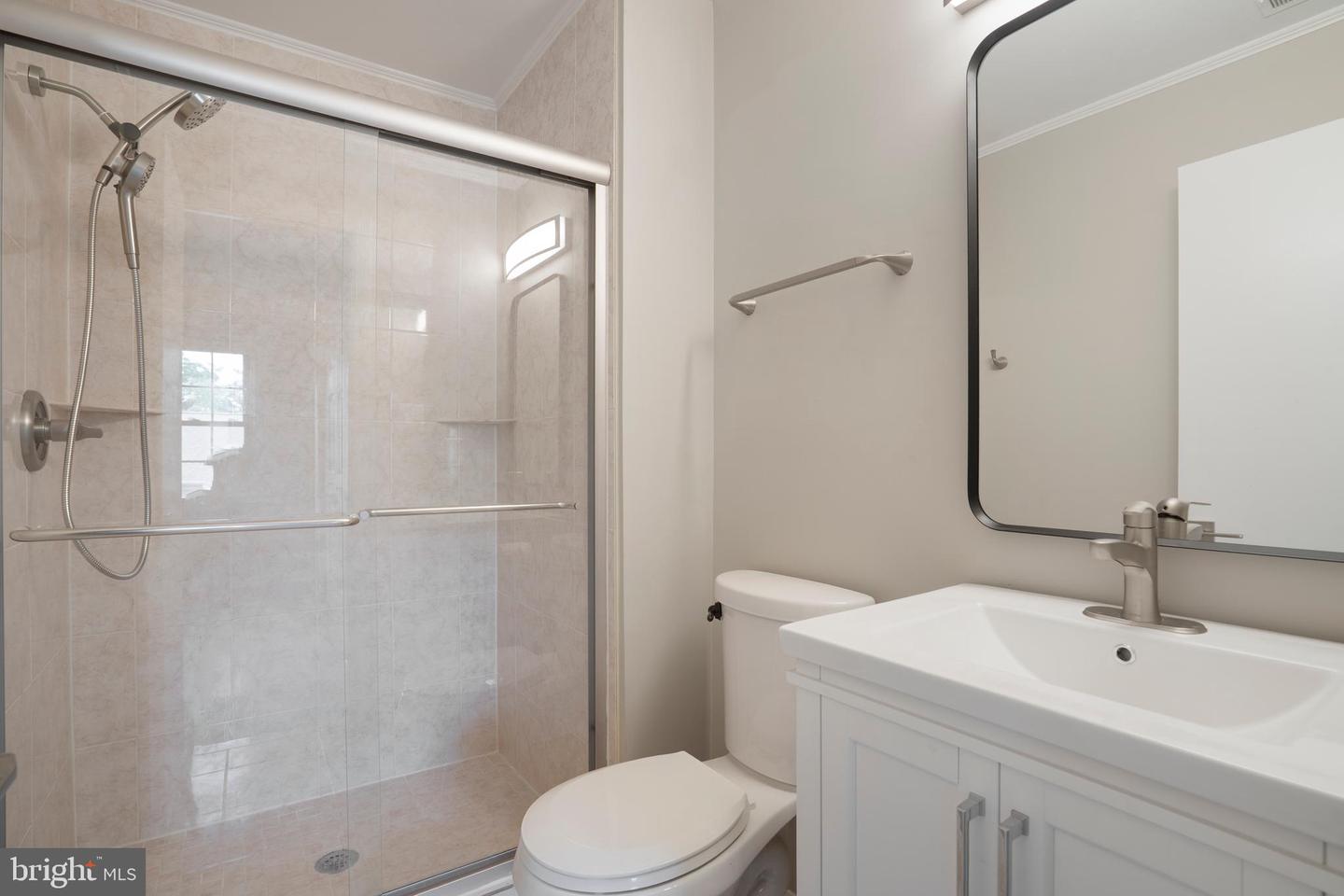 5503 AKRIDGE CT, FAIRFAX, Virginia 22032, 3 Bedrooms Bedrooms, 5 Rooms Rooms,3 BathroomsBathrooms,Residential,For sale,5503 AKRIDGE CT,VAFX2245692 MLS # VAFX2245692