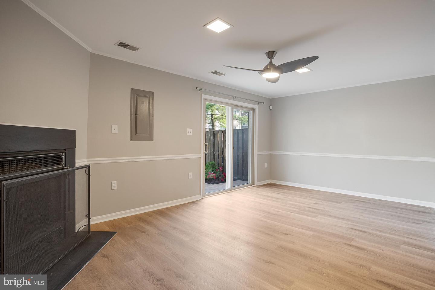 5503 AKRIDGE CT, FAIRFAX, Virginia 22032, 3 Bedrooms Bedrooms, 5 Rooms Rooms,3 BathroomsBathrooms,Residential,For sale,5503 AKRIDGE CT,VAFX2245692 MLS # VAFX2245692