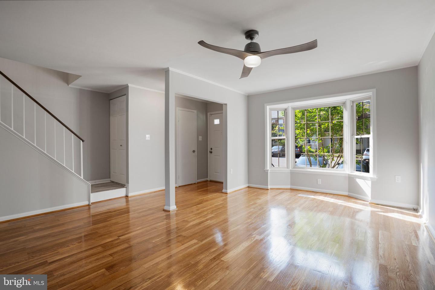 5503 AKRIDGE CT, FAIRFAX, Virginia 22032, 3 Bedrooms Bedrooms, 5 Rooms Rooms,3 BathroomsBathrooms,Residential,For sale,5503 AKRIDGE CT,VAFX2245692 MLS # VAFX2245692
