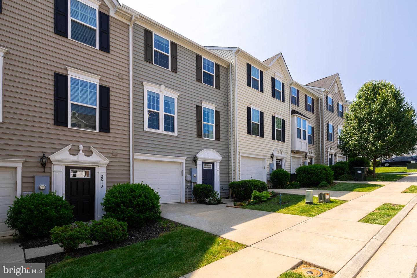 2015 ELM TREE CT, CHARLOTTESVILLE, Virginia 22911, 3 Bedrooms Bedrooms, ,3 BathroomsBathrooms,Residential,For sale,2015 ELM TREE CT,VAAB2001002 MLS # VAAB2001002