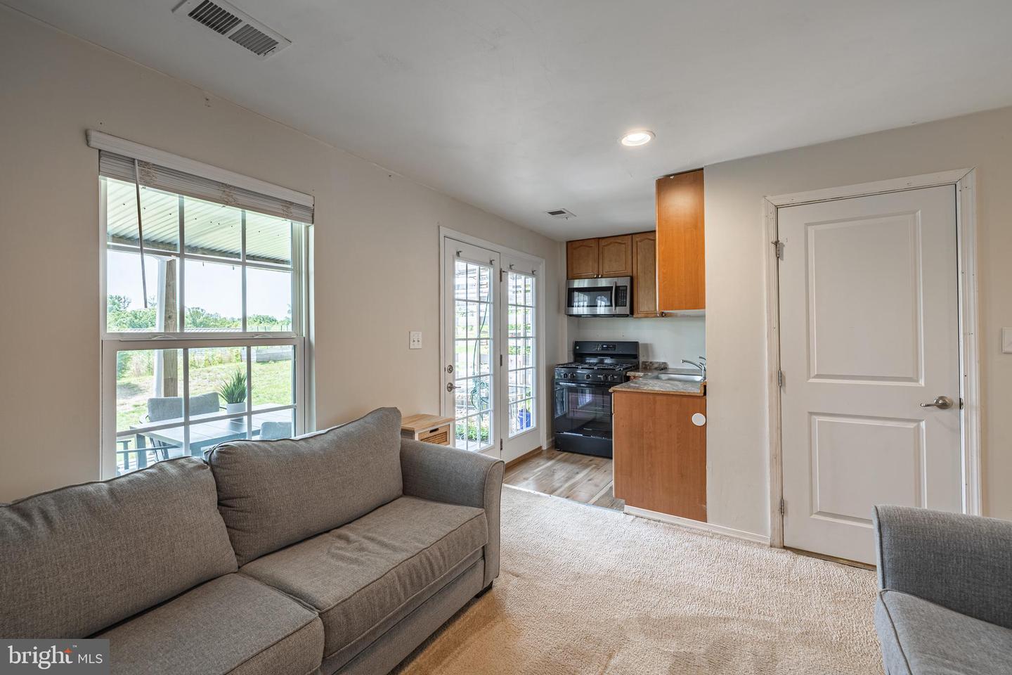 2015 ELM TREE CT, CHARLOTTESVILLE, Virginia 22911, 3 Bedrooms Bedrooms, ,3 BathroomsBathrooms,Residential,For sale,2015 ELM TREE CT,VAAB2001002 MLS # VAAB2001002