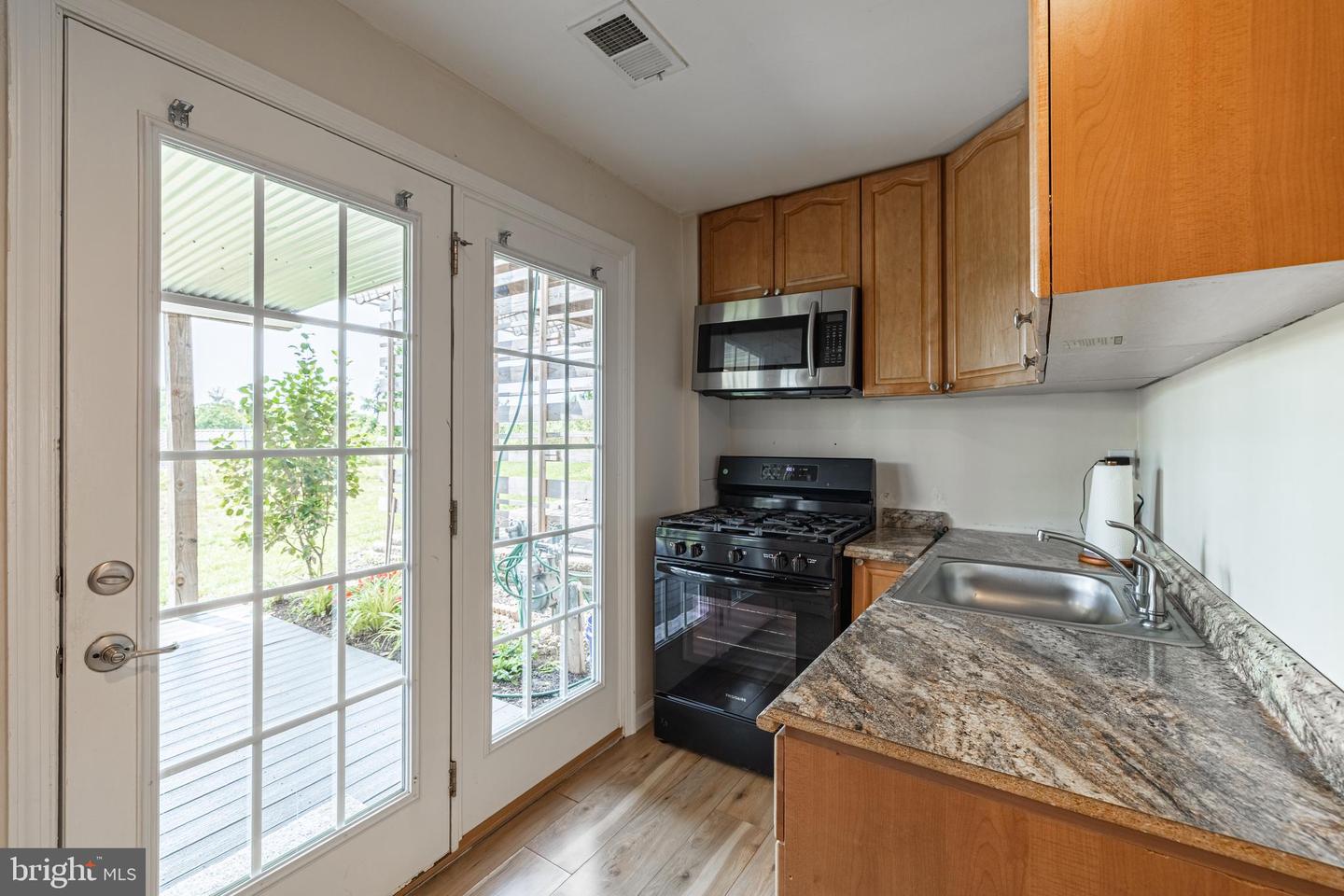 2015 ELM TREE CT, CHARLOTTESVILLE, Virginia 22911, 3 Bedrooms Bedrooms, ,3 BathroomsBathrooms,Residential,For sale,2015 ELM TREE CT,VAAB2001002 MLS # VAAB2001002