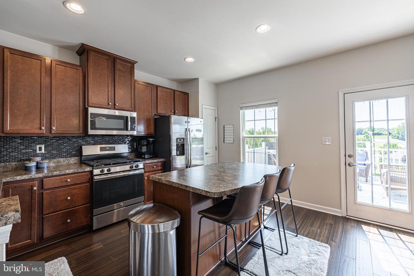 2015 ELM TREE CT, CHARLOTTESVILLE, Virginia 22911, 3 Bedrooms Bedrooms, ,3 BathroomsBathrooms,Residential,For sale,2015 ELM TREE CT,VAAB2001002 MLS # VAAB2001002