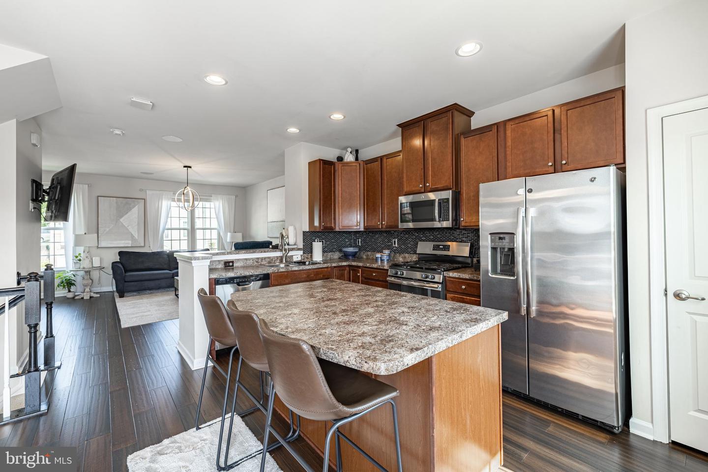 2015 ELM TREE CT, CHARLOTTESVILLE, Virginia 22911, 3 Bedrooms Bedrooms, ,3 BathroomsBathrooms,Residential,For sale,2015 ELM TREE CT,VAAB2001002 MLS # VAAB2001002