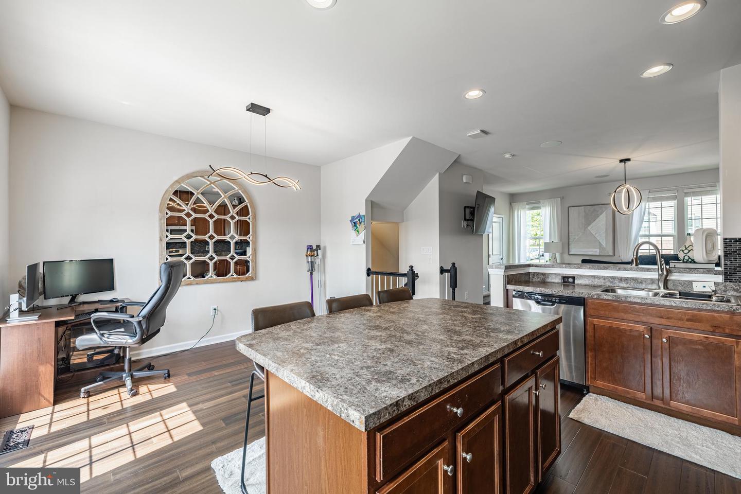 2015 ELM TREE CT, CHARLOTTESVILLE, Virginia 22911, 3 Bedrooms Bedrooms, ,3 BathroomsBathrooms,Residential,For sale,2015 ELM TREE CT,VAAB2001002 MLS # VAAB2001002