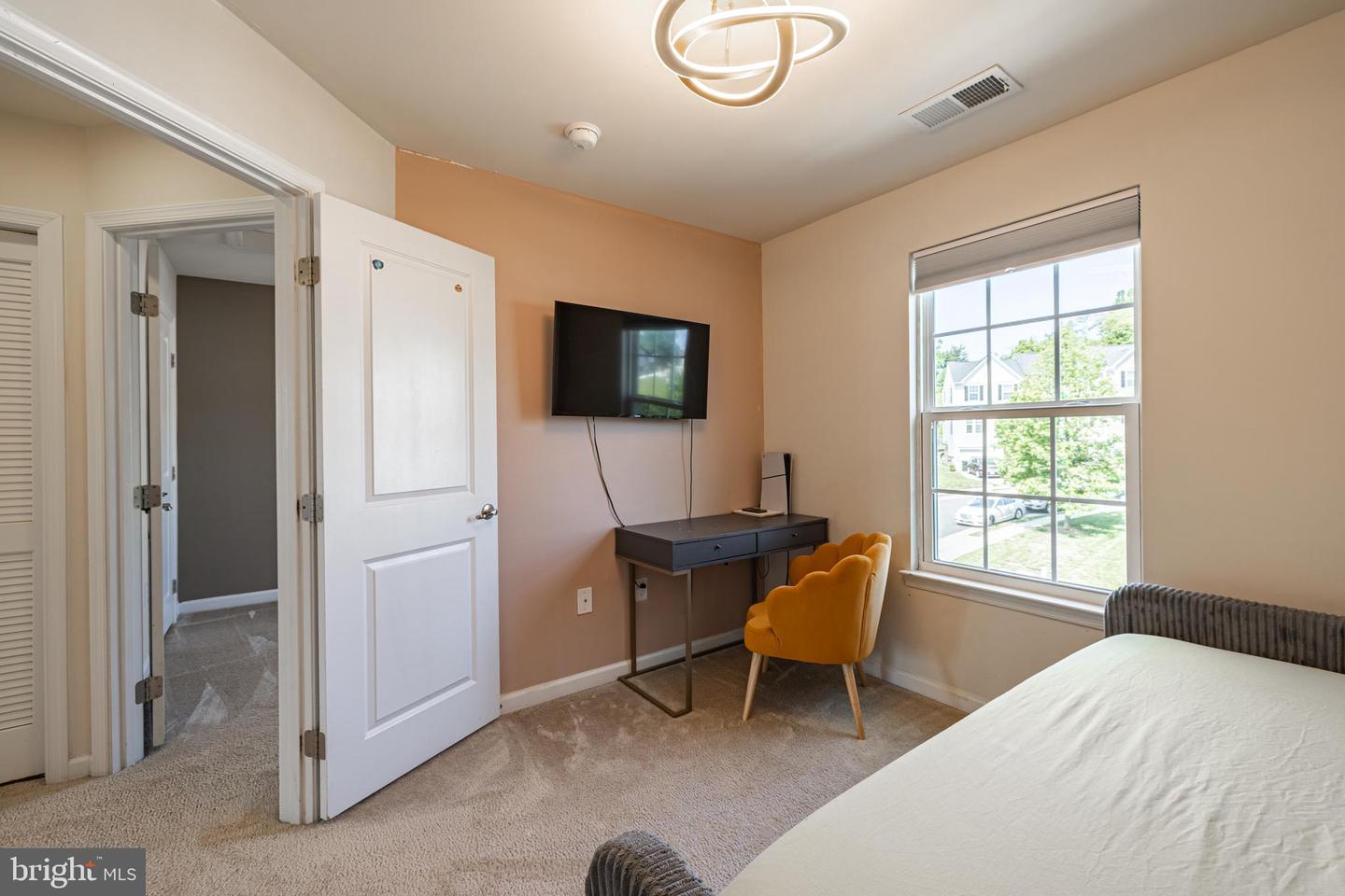 2015 ELM TREE CT, CHARLOTTESVILLE, Virginia 22911, 3 Bedrooms Bedrooms, ,3 BathroomsBathrooms,Residential,For sale,2015 ELM TREE CT,VAAB2001002 MLS # VAAB2001002