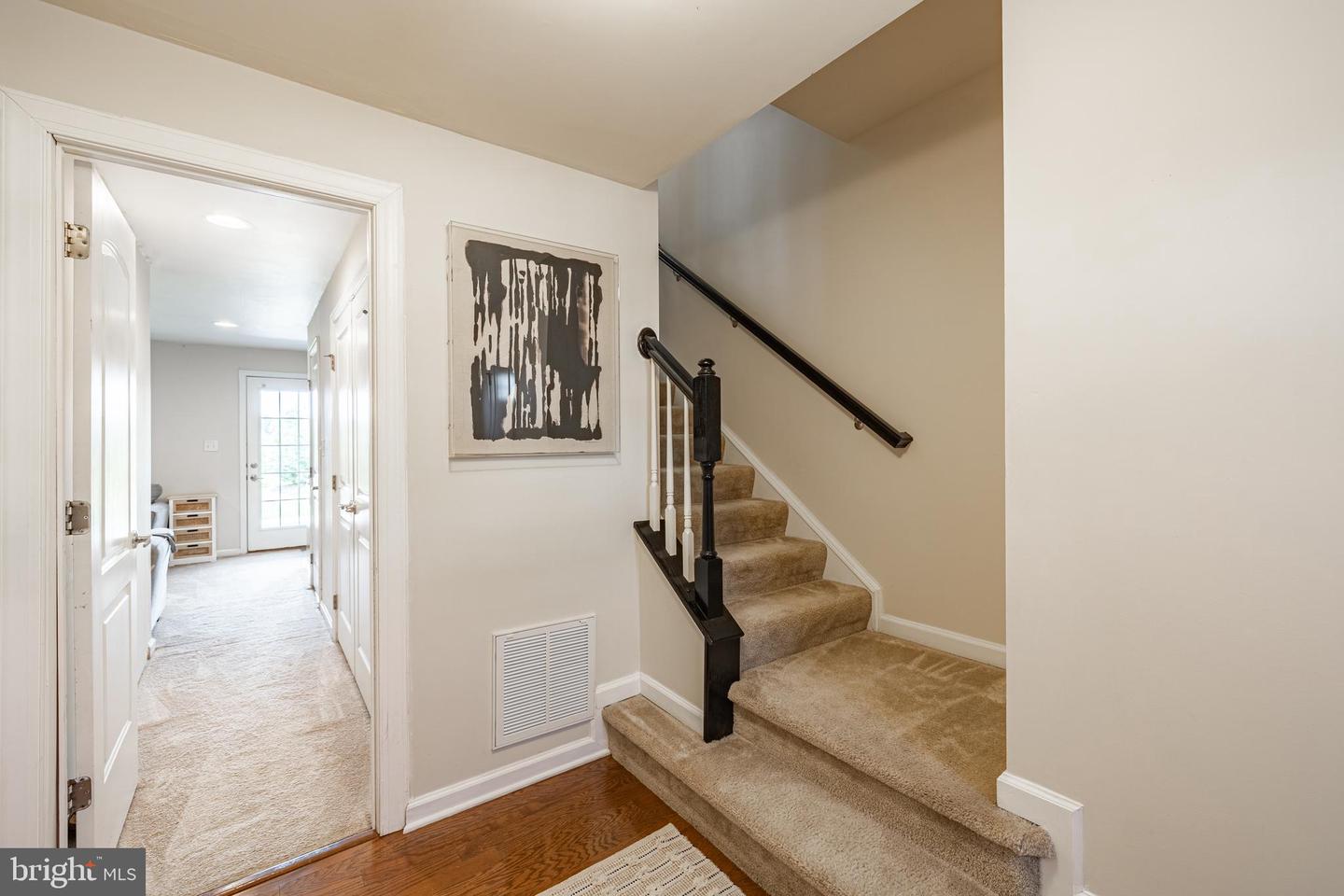 2015 ELM TREE CT, CHARLOTTESVILLE, Virginia 22911, 3 Bedrooms Bedrooms, ,3 BathroomsBathrooms,Residential,For sale,2015 ELM TREE CT,VAAB2001002 MLS # VAAB2001002