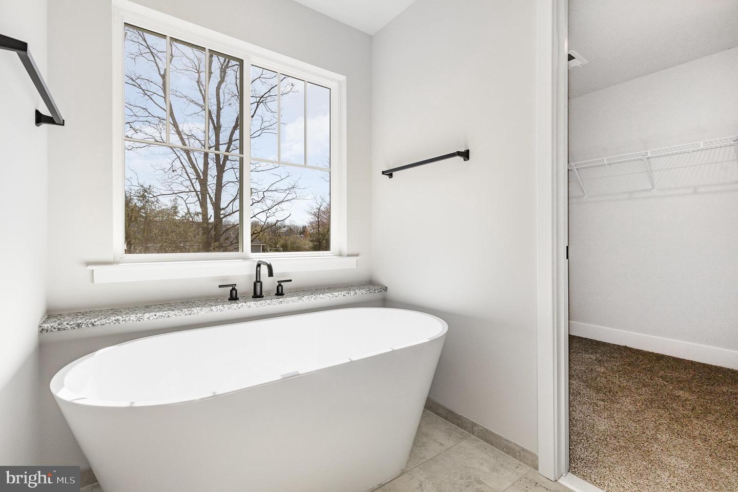 406 WESTOVER PKWY, LOCUST GROVE, Virginia 22508, 4 Bedrooms Bedrooms, ,2 BathroomsBathrooms,Residential,For sale,406 WESTOVER PKWY,VAOR2009846 MLS # VAOR2009846
