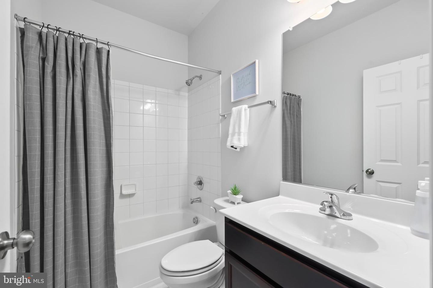 492 PARKLAND DR, STEPHENSON, Virginia 22656, 3 Bedrooms Bedrooms, ,2 BathroomsBathrooms,Residential,For sale,492 PARKLAND DR,VAFV2034666 MLS # VAFV2034666