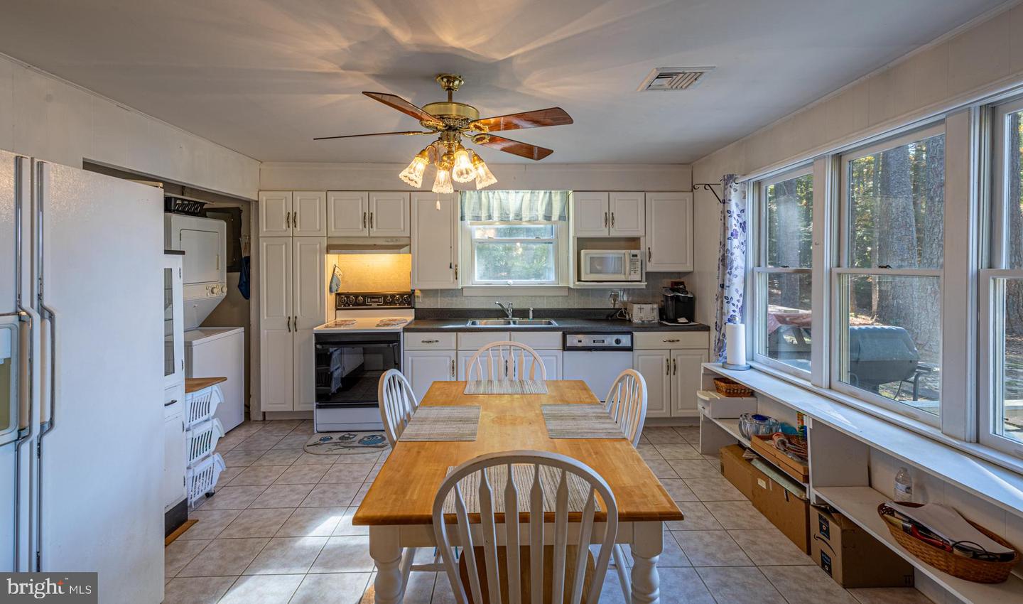 792 OAK HILL RD, LANCASTER, Virginia 22503, 2 Bedrooms Bedrooms, ,2 BathroomsBathrooms,Residential,For sale,792 OAK HILL RD,VALV2000828 MLS # VALV2000828