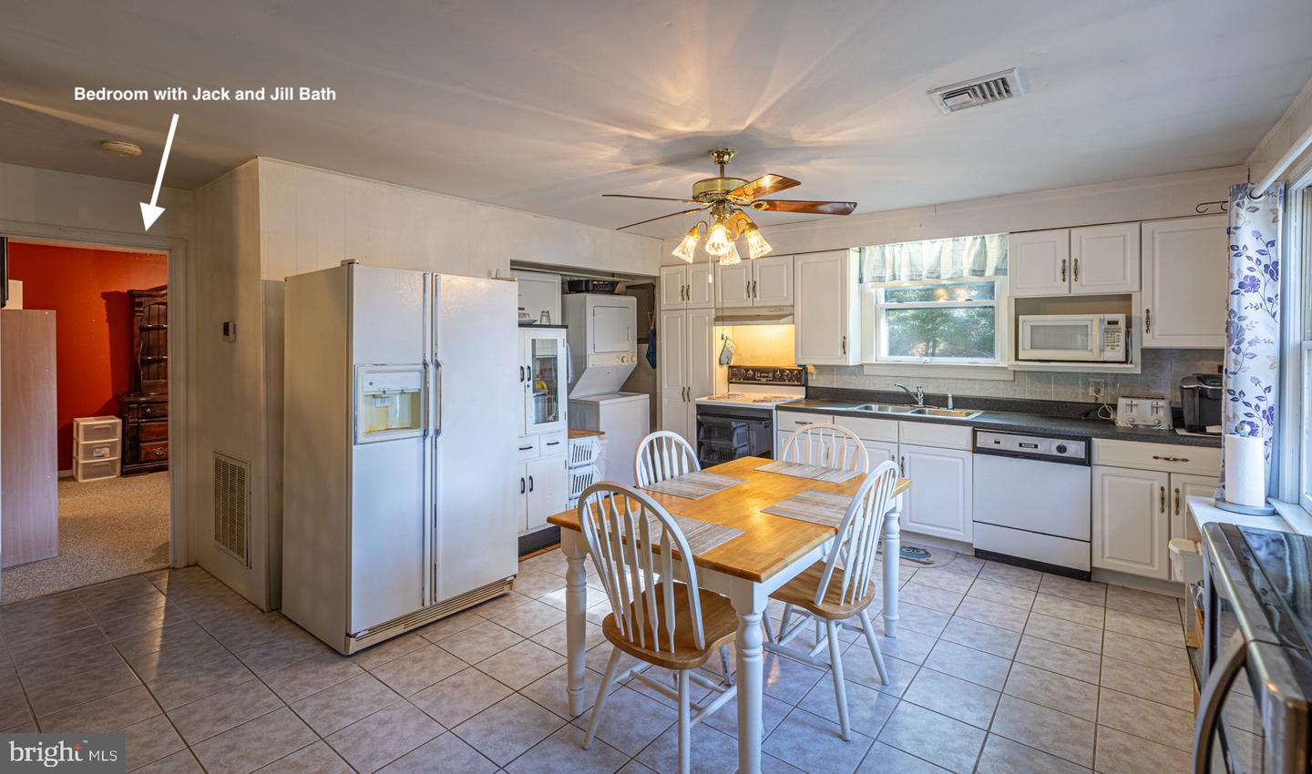 792 OAK HILL RD, LANCASTER, Virginia 22503, 2 Bedrooms Bedrooms, ,2 BathroomsBathrooms,Residential,For sale,792 OAK HILL RD,VALV2000828 MLS # VALV2000828