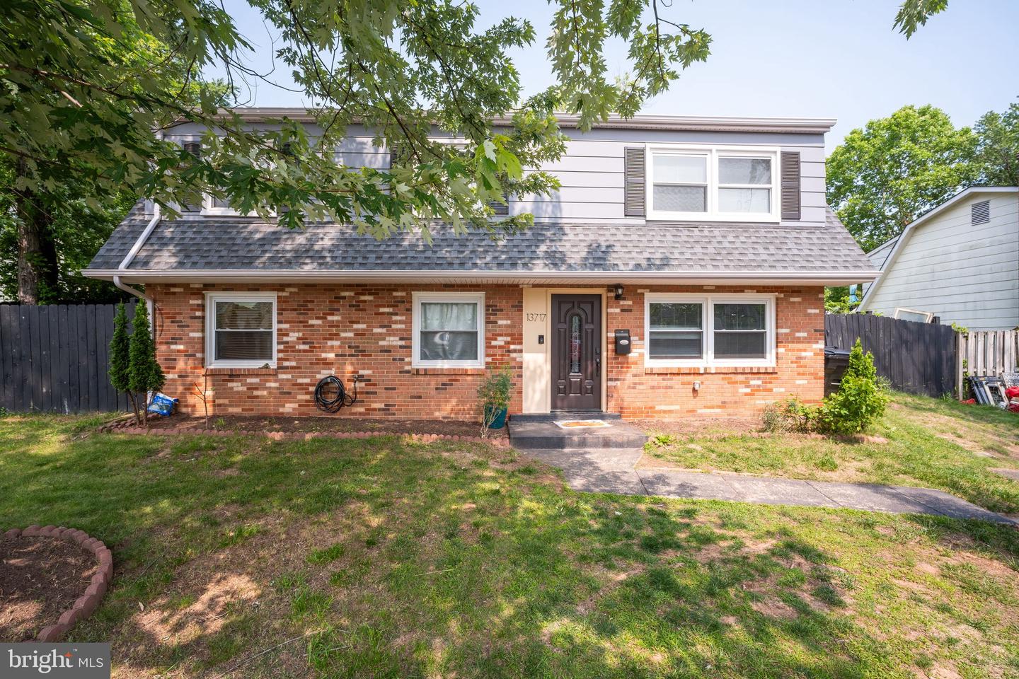 13717 GREENWOOD DR, WOODBRIDGE, Virginia 22193, 4 Bedrooms Bedrooms, ,2 BathroomsBathrooms,Residential,For sale,13717 GREENWOOD DR,VAPW2096354 MLS # VAPW2096354