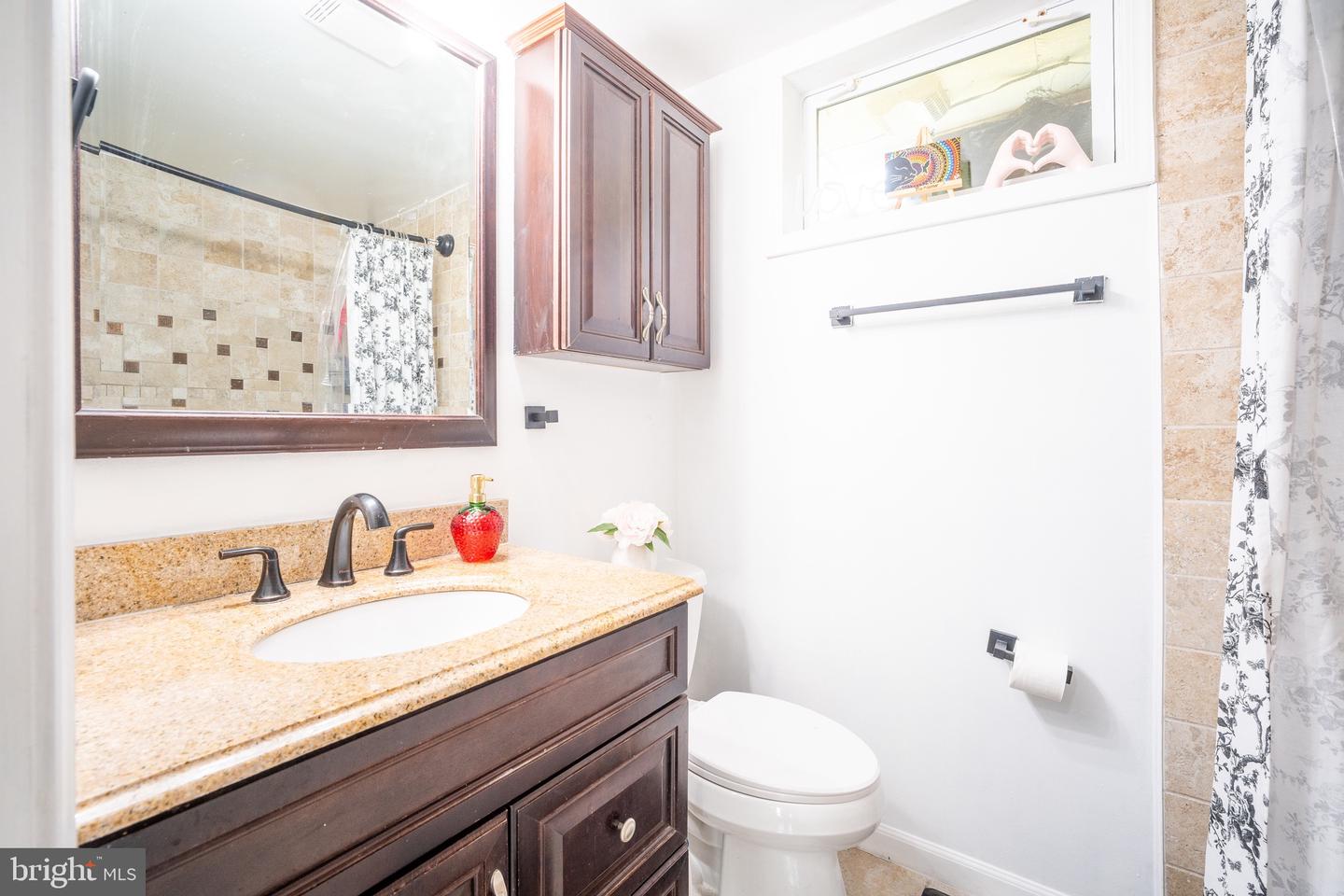 13717 GREENWOOD DR, WOODBRIDGE, Virginia 22193, 4 Bedrooms Bedrooms, ,2 BathroomsBathrooms,Residential,For sale,13717 GREENWOOD DR,VAPW2096354 MLS # VAPW2096354