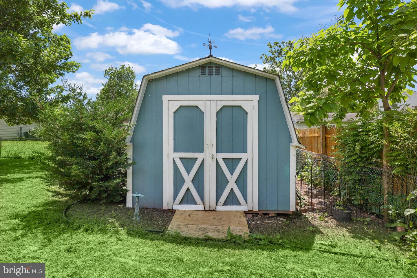 719 N BELFORT ST, STERLING, Virginia 20164, 3 Bedrooms Bedrooms, ,2 BathroomsBathrooms,Residential,For sale,719 N BELFORT ST,VALO2098832 MLS # VALO2098832