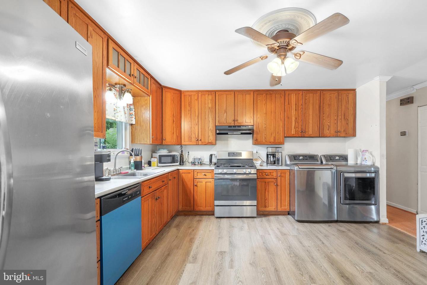 719 N BELFORT ST, STERLING, Virginia 20164, 3 Bedrooms Bedrooms, ,2 BathroomsBathrooms,Residential,For sale,719 N BELFORT ST,VALO2098832 MLS # VALO2098832
