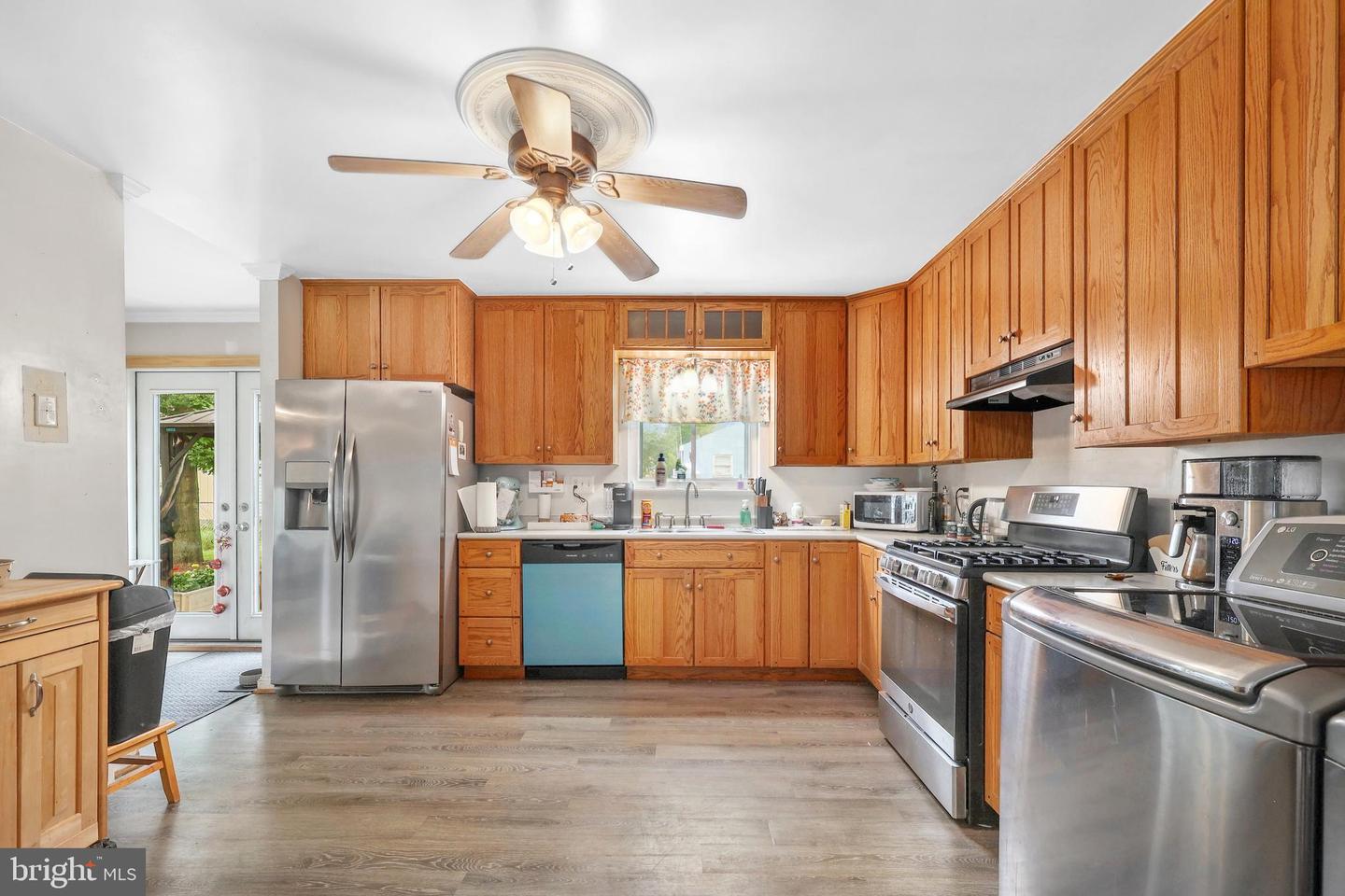 719 N BELFORT ST, STERLING, Virginia 20164, 3 Bedrooms Bedrooms, ,2 BathroomsBathrooms,Residential,For sale,719 N BELFORT ST,VALO2098832 MLS # VALO2098832