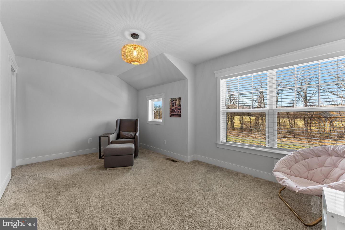 17968 RIDGEWOOD PL, ROUND HILL, Virginia 20141, 4 Bedrooms Bedrooms, 9 Rooms Rooms,4 BathroomsBathrooms,Residential,For sale,17968 RIDGEWOOD PL,VALO2098834 MLS # VALO2098834