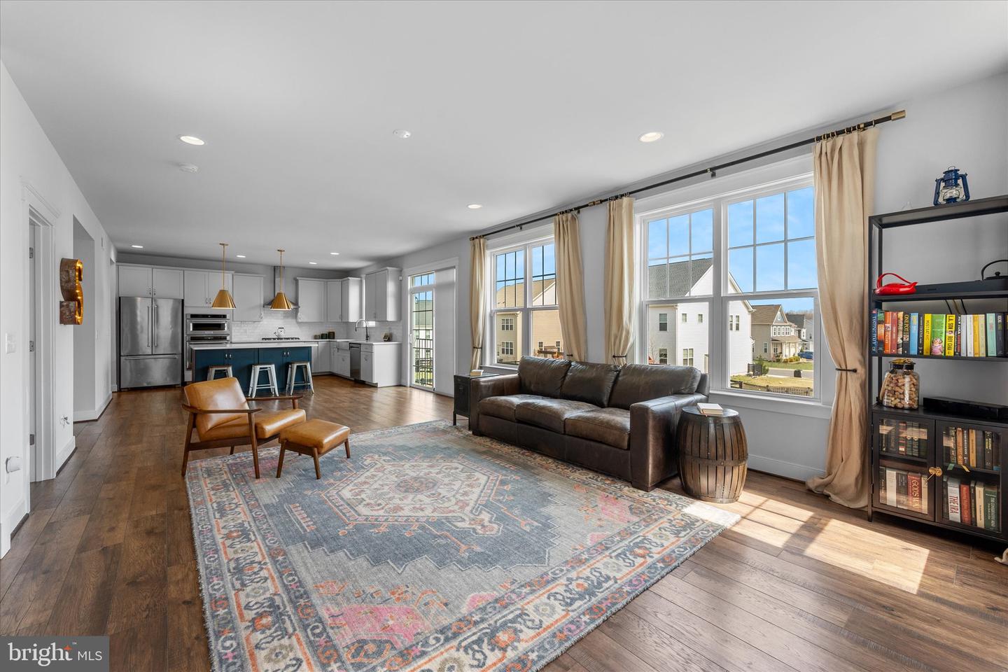 17968 RIDGEWOOD PL, ROUND HILL, Virginia 20141, 4 Bedrooms Bedrooms, 9 Rooms Rooms,4 BathroomsBathrooms,Residential,For sale,17968 RIDGEWOOD PL,VALO2098834 MLS # VALO2098834