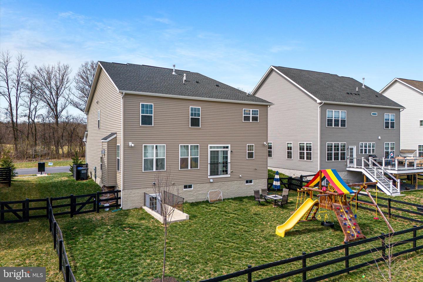 17968 RIDGEWOOD PL, ROUND HILL, Virginia 20141, 4 Bedrooms Bedrooms, 9 Rooms Rooms,4 BathroomsBathrooms,Residential,For sale,17968 RIDGEWOOD PL,VALO2098834 MLS # VALO2098834