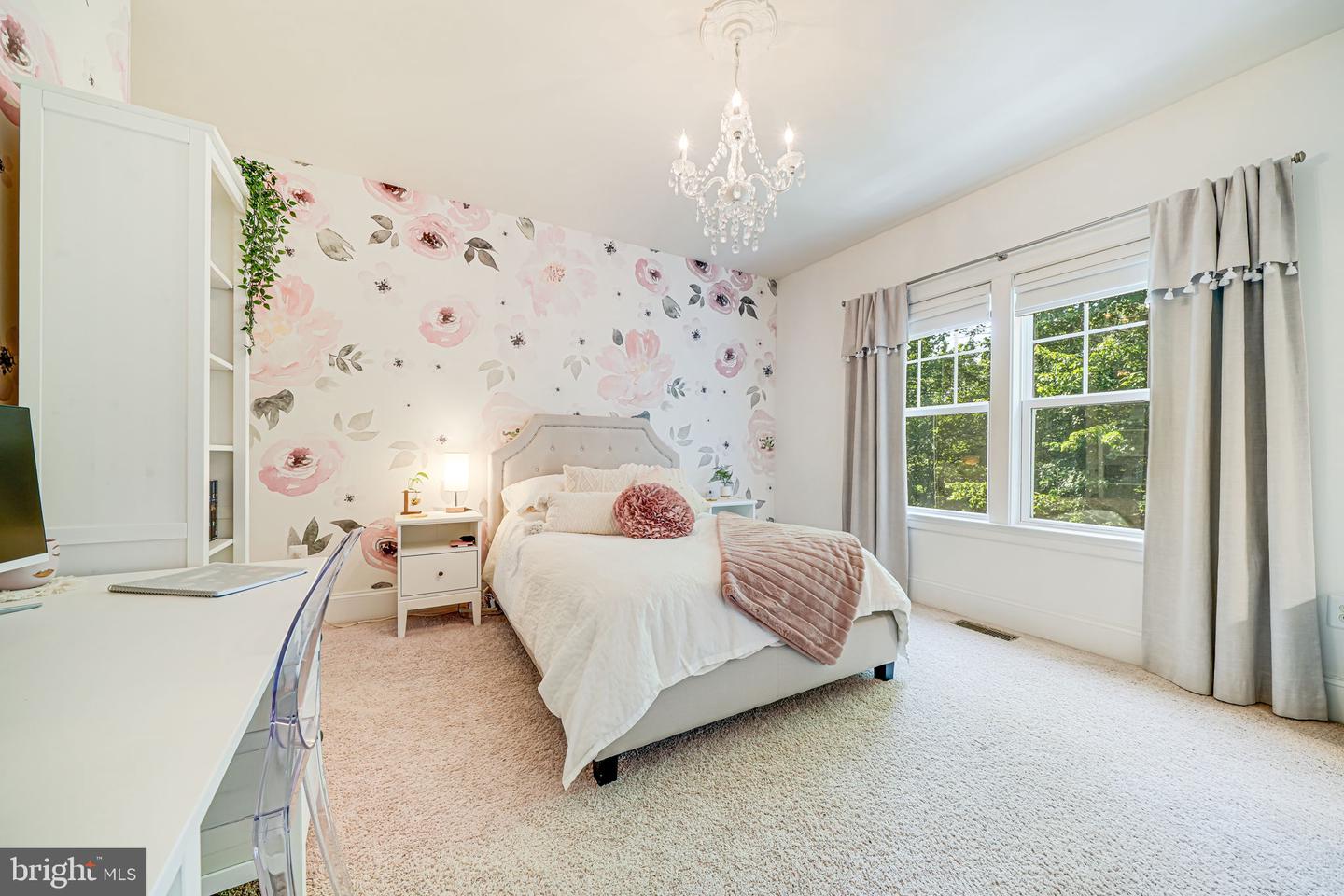 6513 MANOR RIDGE CT, FALLS CHURCH, Virginia 22043, 5 Bedrooms Bedrooms, ,5 BathroomsBathrooms,Residential,For sale,6513 MANOR RIDGE CT,VAFX2245278 MLS # VAFX2245278