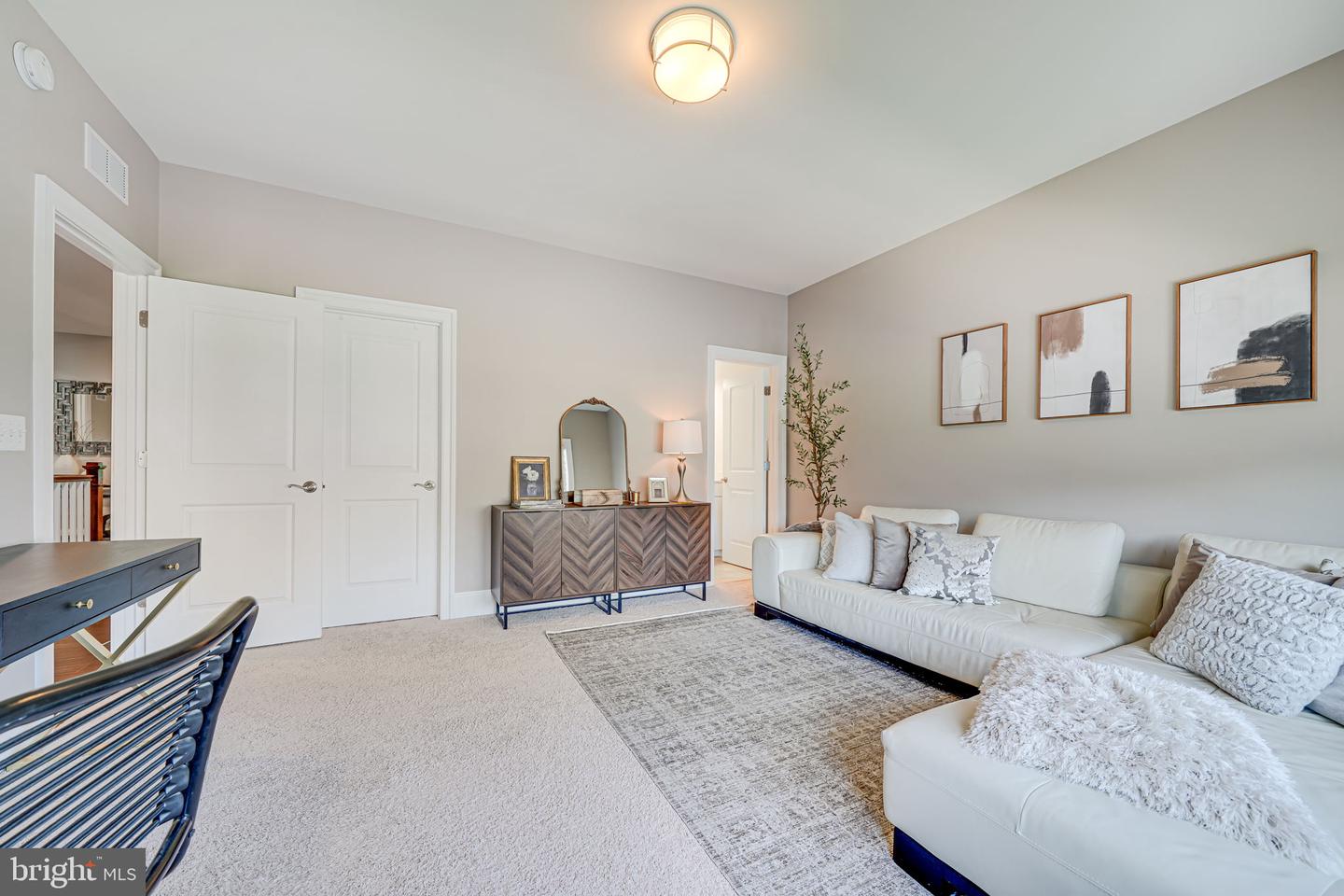 6513 MANOR RIDGE CT, FALLS CHURCH, Virginia 22043, 5 Bedrooms Bedrooms, ,5 BathroomsBathrooms,Residential,For sale,6513 MANOR RIDGE CT,VAFX2245278 MLS # VAFX2245278