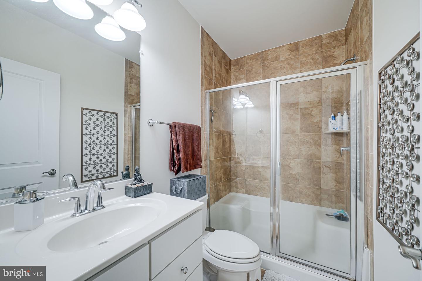 6513 MANOR RIDGE CT, FALLS CHURCH, Virginia 22043, 5 Bedrooms Bedrooms, ,5 BathroomsBathrooms,Residential,For sale,6513 MANOR RIDGE CT,VAFX2245278 MLS # VAFX2245278