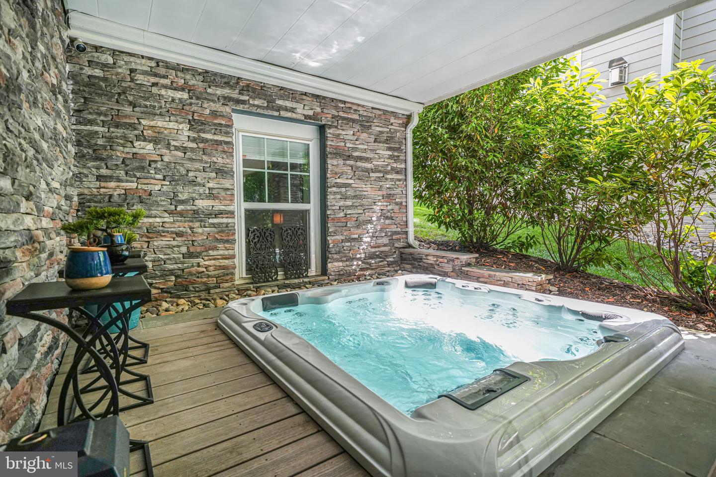 6513 MANOR RIDGE CT, FALLS CHURCH, Virginia 22043, 5 Bedrooms Bedrooms, ,5 BathroomsBathrooms,Residential,For sale,6513 MANOR RIDGE CT,VAFX2245278 MLS # VAFX2245278