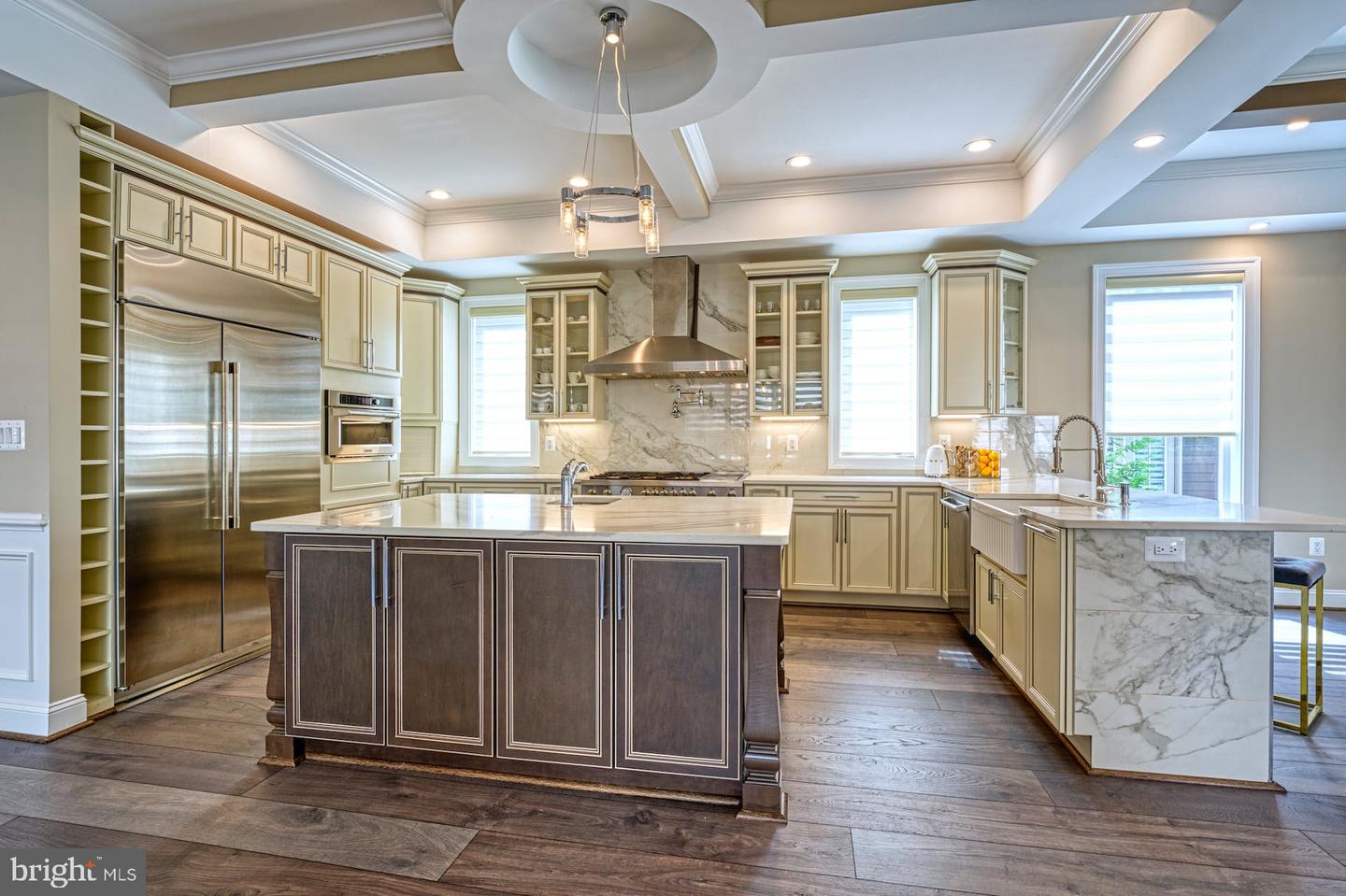 1600 GREAT FALLS ST, MCLEAN, Virginia 22101, 6 Bedrooms Bedrooms, ,5 BathroomsBathrooms,Residential,For sale,1600 GREAT FALLS ST,VAFX2245494 MLS # VAFX2245494