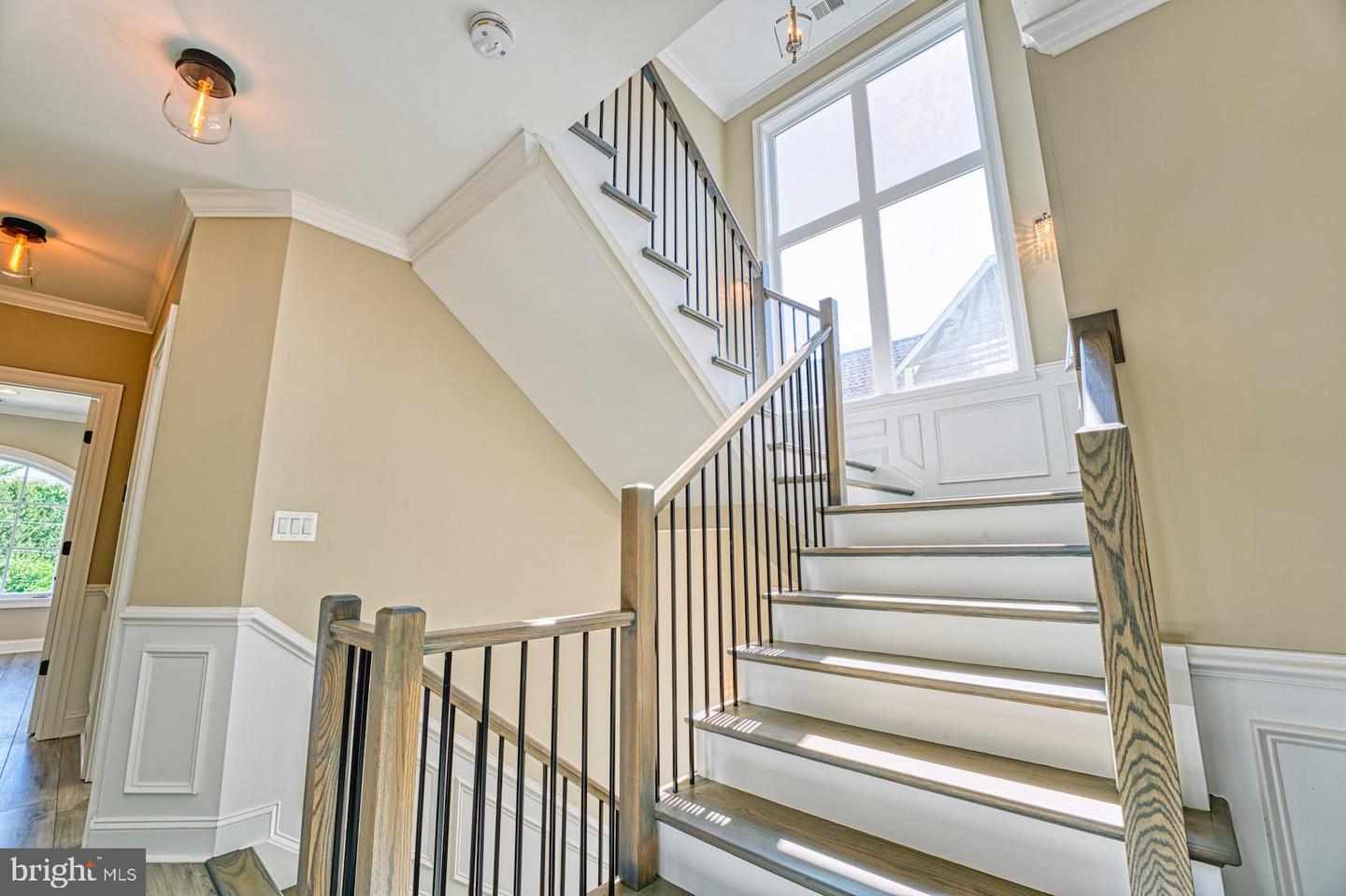 1600 GREAT FALLS ST, MCLEAN, Virginia 22101, 6 Bedrooms Bedrooms, ,5 BathroomsBathrooms,Residential,For sale,1600 GREAT FALLS ST,VAFX2245494 MLS # VAFX2245494