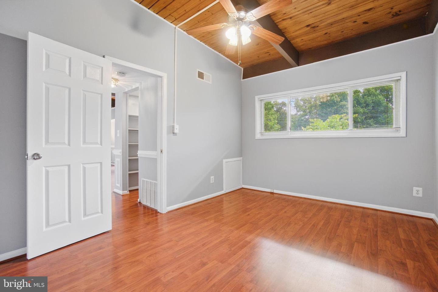 4379 AMERICANA DR #201, ANNANDALE, Virginia 22003, 1 Bedroom Bedrooms, ,1 BathroomBathrooms,Residential,For sale,4379 AMERICANA DR #201,VAFX2245652 MLS # VAFX2245652