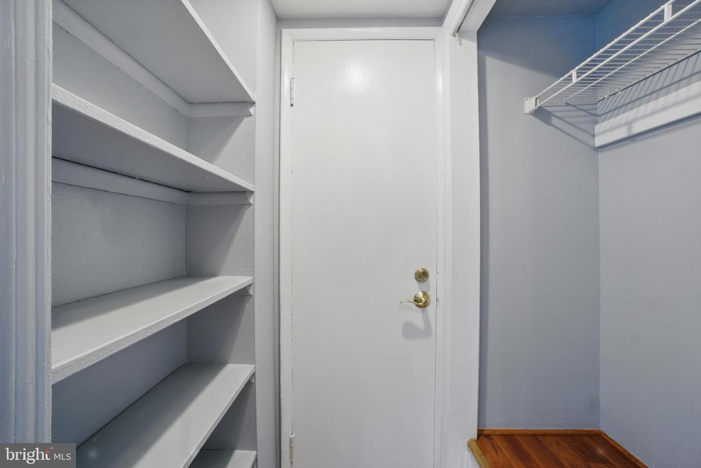 4379 AMERICANA DR #201, ANNANDALE, Virginia 22003, 1 Bedroom Bedrooms, ,1 BathroomBathrooms,Residential,For sale,4379 AMERICANA DR #201,VAFX2245652 MLS # VAFX2245652