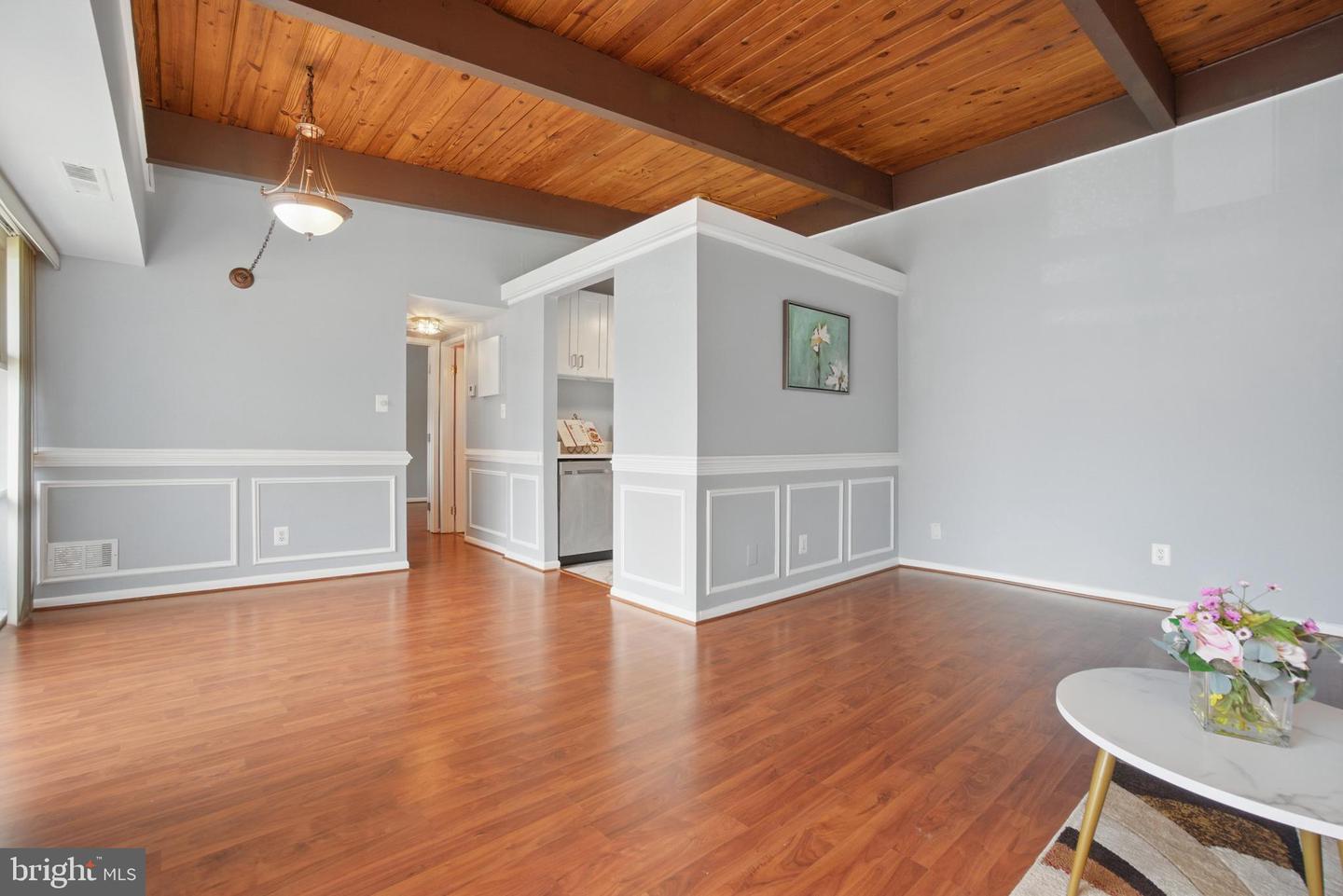 4379 AMERICANA DR #201, ANNANDALE, Virginia 22003, 1 Bedroom Bedrooms, ,1 BathroomBathrooms,Residential,For sale,4379 AMERICANA DR #201,VAFX2245652 MLS # VAFX2245652