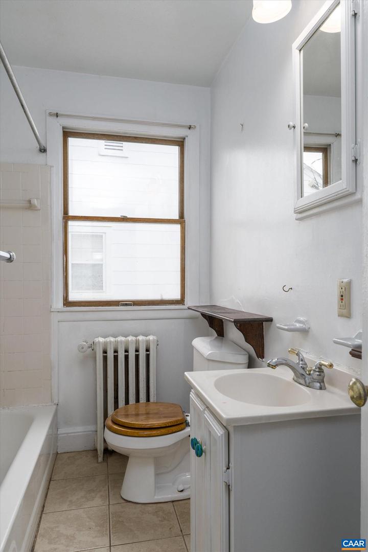 1316 CHESAPEAKE ST, CHARLOTTESVILLE, Virginia 22902, 2 Bedrooms Bedrooms, ,1 BathroomBathrooms,Residential,For sale,1316 CHESAPEAKE ST,665384 MLS # 665384