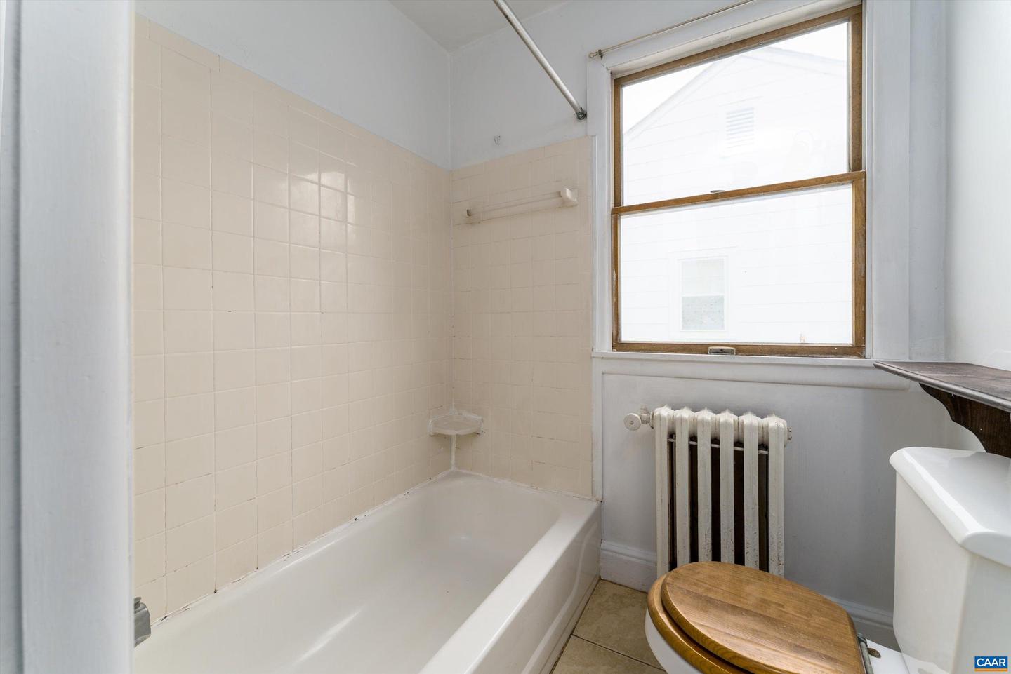 1316 CHESAPEAKE ST, CHARLOTTESVILLE, Virginia 22902, 2 Bedrooms Bedrooms, ,1 BathroomBathrooms,Residential,For sale,1316 CHESAPEAKE ST,665384 MLS # 665384